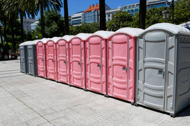 Portable Toilets for Disaster Relief Sites in Mcfarland, WI